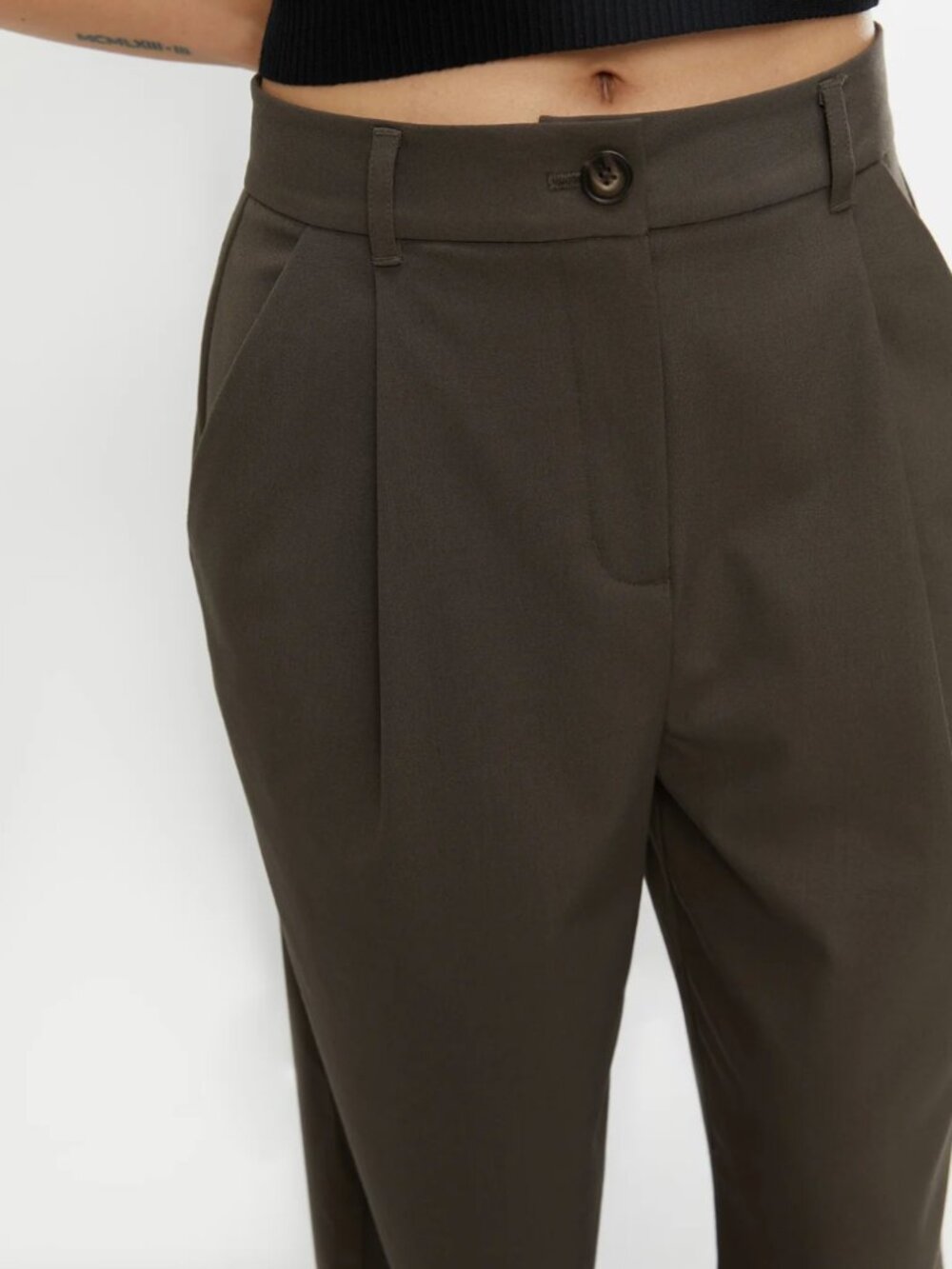 NWT Oak + Fort Straight Leg Trouser in Turkish Coffee Brown
